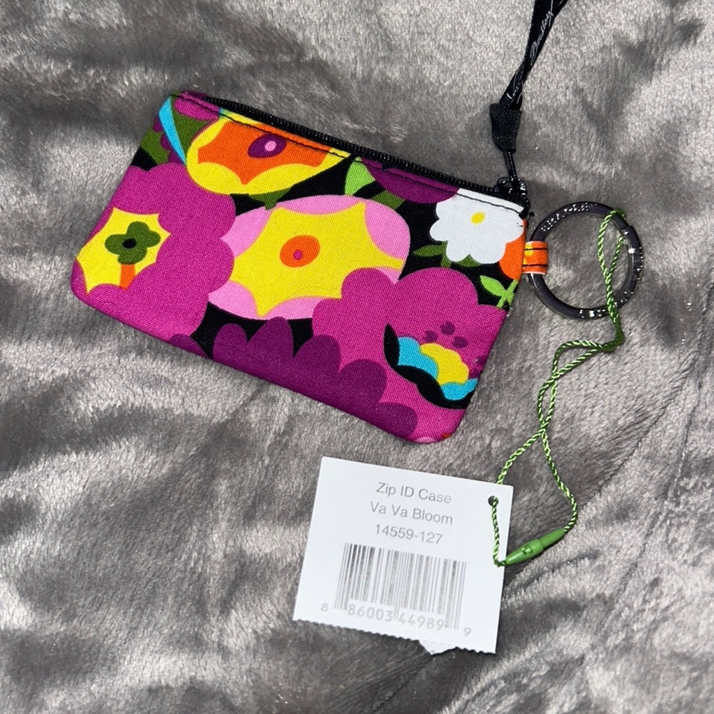 New with tag Vera Bradley ID wallet